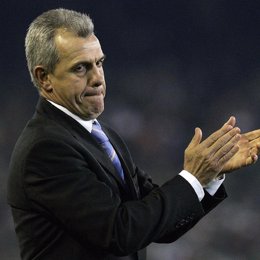 El entrenador del Atlético de Madrid, Javier Aguirre