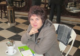 La escritora Gloria Rivas Muriel