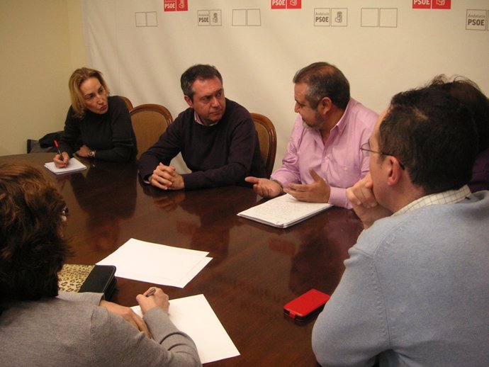 Espadas durante la reunión