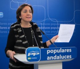 Ana Corredera en una rueda de prensa en el PP-A