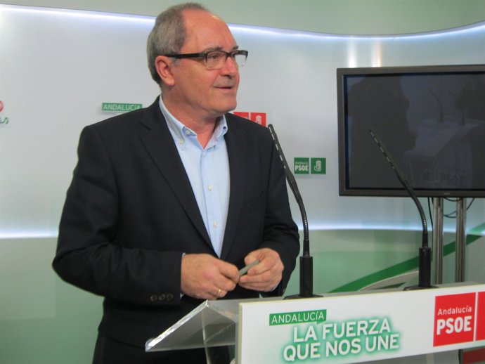 Juan Cornejo, hoy en rueda de prensa