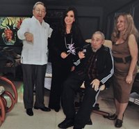 Cristina Fernández acude a un almuerzo informal con Fidel Castro y su familia