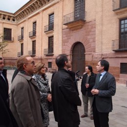 De Pedro ha visitado este lunes el Palacio de Condes de Argillo en Morata
