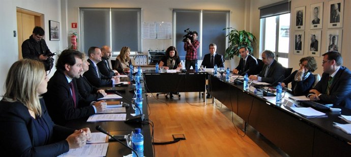 Reunión constitutiva en el aeropuerto de Palma 