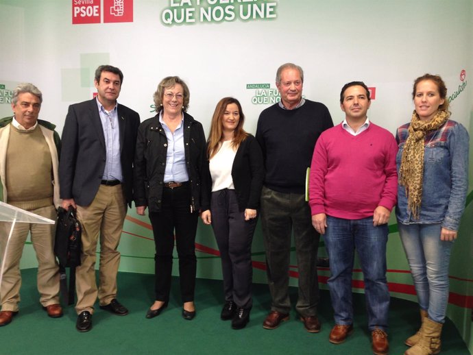 La secretaria general del PSOE de Sevilla, con las organizaciones agrarias
