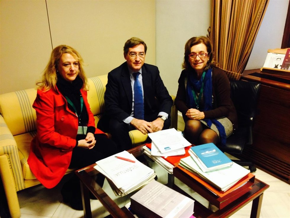 Rosario Ordónez, Rafael Carmona y María del Carmen Rodríguen Hornillo