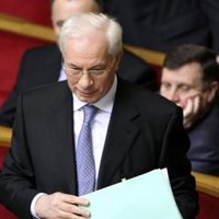 El primer ministro de Ucrania presenta su dimisión