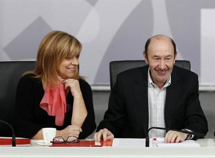 Los socialistas Elena Valenciano y Alfredo Pérez Rubalcaba