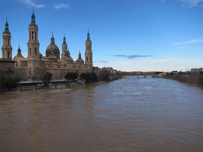 La avenida del Ebro tiene carácter ordinario