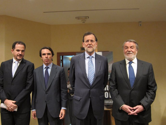 Carlos Iturgaiz, José María Aznar, Mariano Rajoy Y Jaime Mayor Oreja