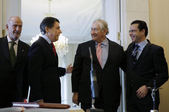 Fotografías: Ignacio González Presidió Hoy La Toma De Posesión De Javier Rodrígu