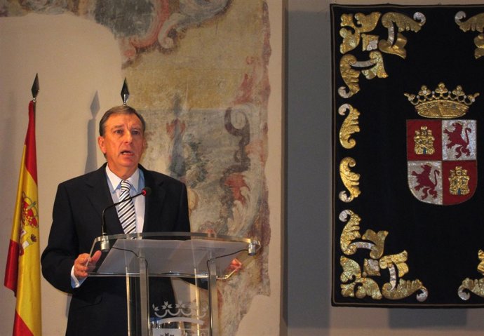 El consejero de Educación de la Junta, Juan José Mateos