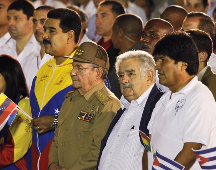 Nicolás Maduro, Raul Castro, Jose Mujicay Evo Morales en la Celac