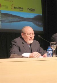 Valín asegura que no ha faltado a la verdad sobre el Lago de Sanabria, cuyo estado es "bueno" según los datos de la CHD