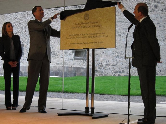 El Príncipe de Asturias inaugura el Castillo de La Luz