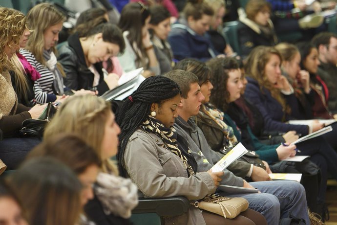 Recepción a alumnos del Programa de Estudios Hispánicos del CUI