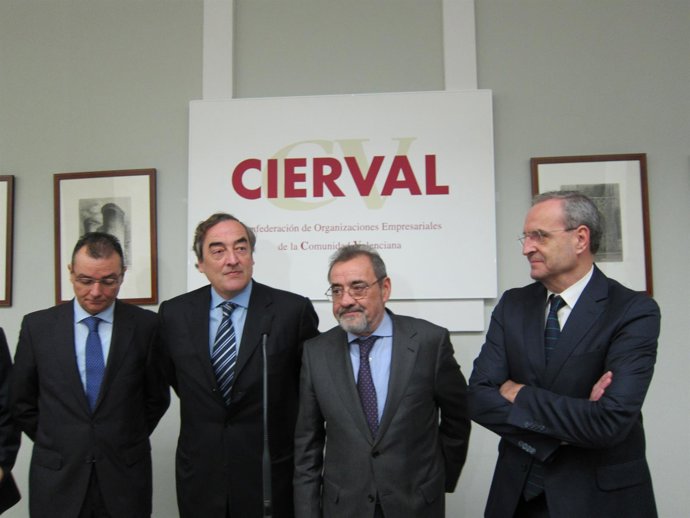 Rosell antes de la reunión de Cierval