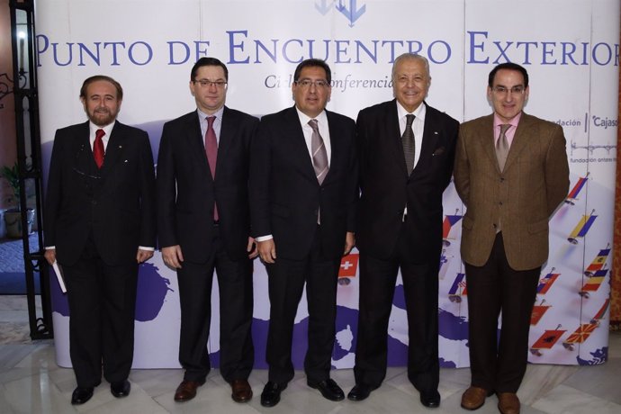 El embajador de Chile en España, en el  Punto de Encuentro Exterior