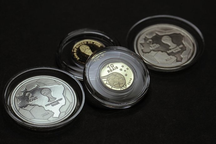 Monedas conmemorativas del Mundial 2014