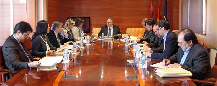 Mesa y Junta de las Cortes