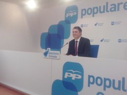 El portavoz del Grupo Popular en el Parlamento de Andalucía, Carlos Rojas
