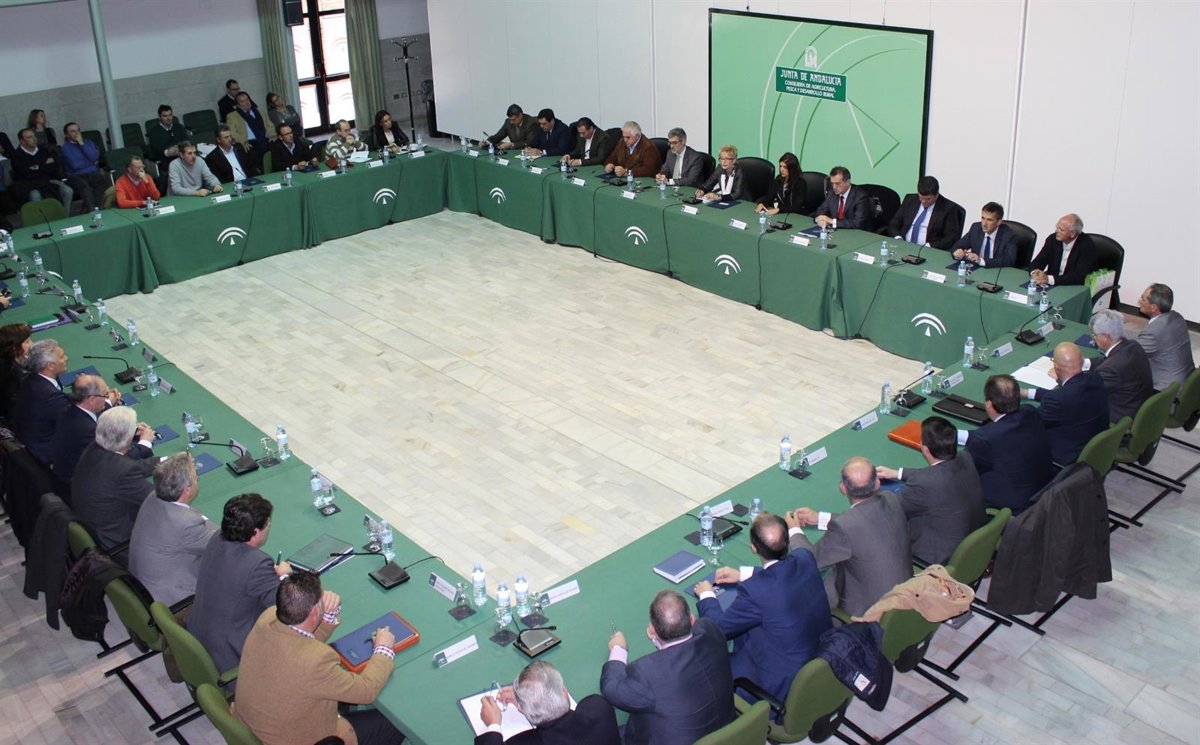 La Junta impulsa una línea de ayudas para facilitar la primera instalación de jóvenes agricultores