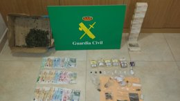 La Guardia Civil desarticula un punto de venta de droga en Ourense