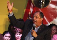 C.Rica.- El vencedor Solís tiende la mano a los que quieran "construir una política distinta" de cara a segunda vuelta