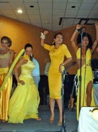 Senadora del PRD, en una fiesta con la hija de líder de los 'Templarios'