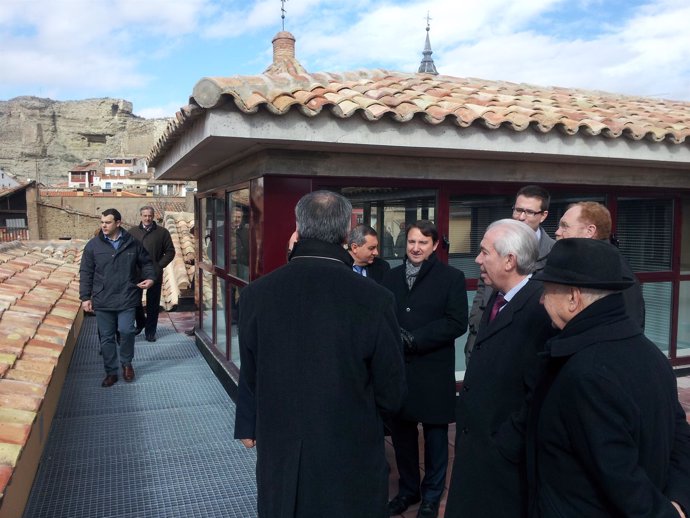 Visita del consejero Bono al Palacio de Pujadas de Calatayud