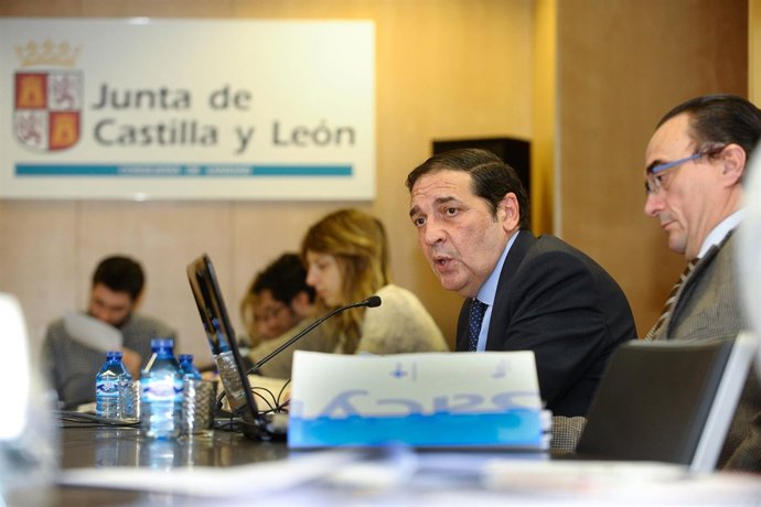 Antonio María Sáez presenta la reordenación de la Atención Primaria en CyL