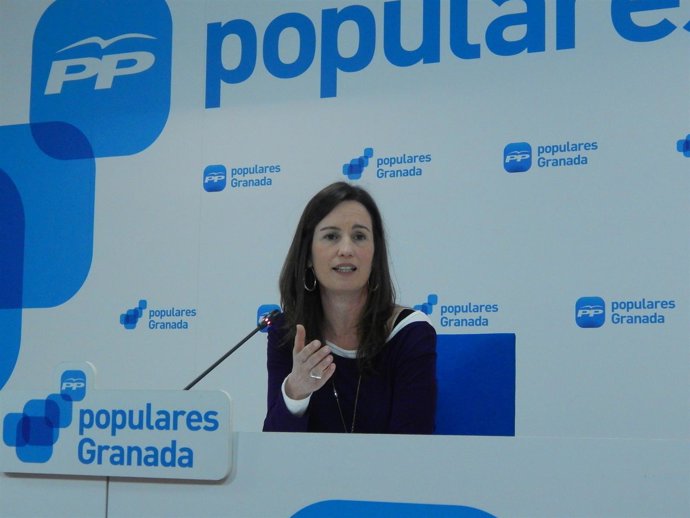 La diputada del PP, Concha de Santa Ana