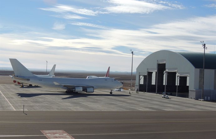 Hangar del aeropuerto industrial de Caudé. 