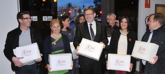 Puig presenta los avales para las primarias del PSPV