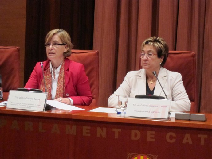 La pta de la Sareb, Belén Romana, y la diputada Dolors Montserrat