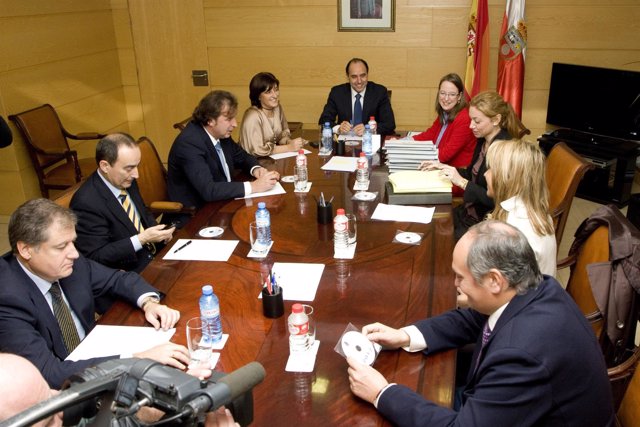 Reunión Consejo De Gobierno De Cantabria 
