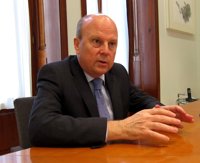 Buch atribuye el aumento del paro a la estacionalidad y señala que los datos interanuales son "muy positivos"