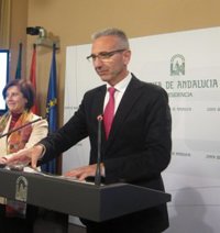 Andalucía recibirá 3.383,42 millones con cargo al FLA en 2014 y critica las "leoninas" impuestas a las ccaa