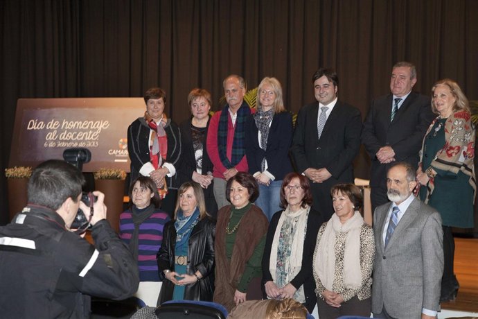 Homenaje a los docentes que se jubilan en Camargo (2013)
