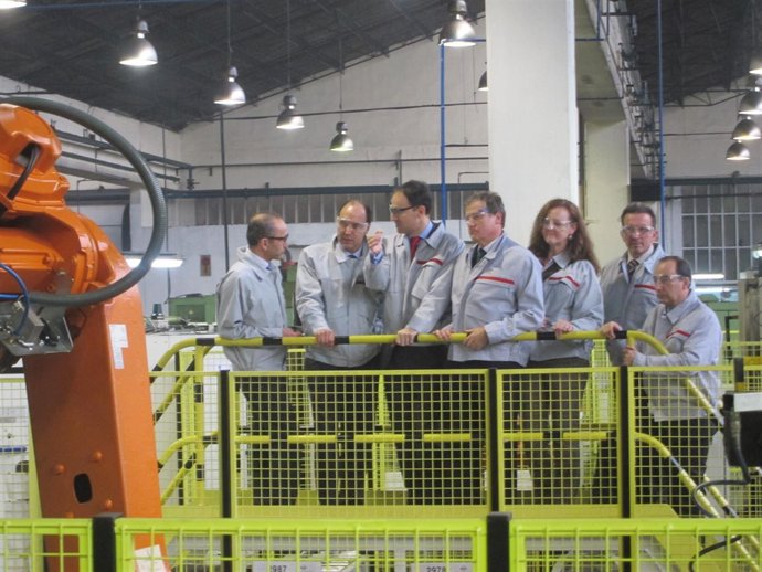 Visita de Ignacio Diego a la planta de Nissan