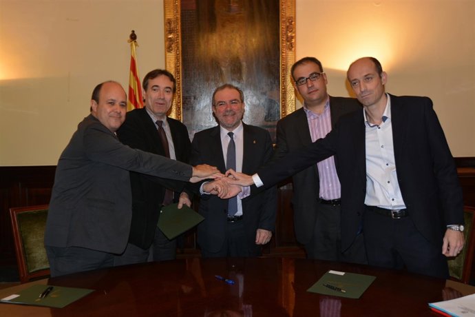 Vielha, Cervera y Almacelles delegan la gestión de las multas de tráfico