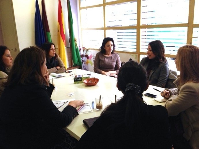 Del Cid y Navarro, reunidas con representantes de Amupema.