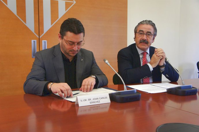 El alcalde de Sabadell Joan Carles Sánchez y Kim Faura (Telefónica Catalunya)