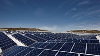 La fotovoltaica sufrirá un recorte de entre 550 y 600 millones, un 25% de su retribución, según UNEF