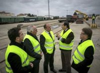 Monago visita la Terminal Ferroviaria de Mercancías de Mérida, que recupera este martes su actividad