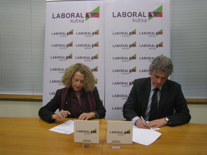 Julia Fernández (Asepegi) y Jon Aldekoa (Laboral Kutxa)