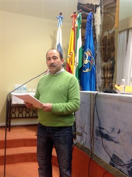 El director de la escuela de arte León Ortega, Antonio García.