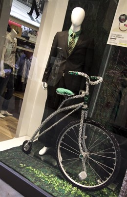 Uno de los ganadores del I Concurso de Escaparates del Ayuntamiento 