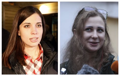 Integrantes de Pussy Riot Nadezhda Tolokonnikova y Maria Aliojina
