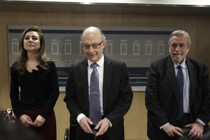 Montoro, Currás, Beteta y grupo en el Consejo de Política Fiscal y Financiera